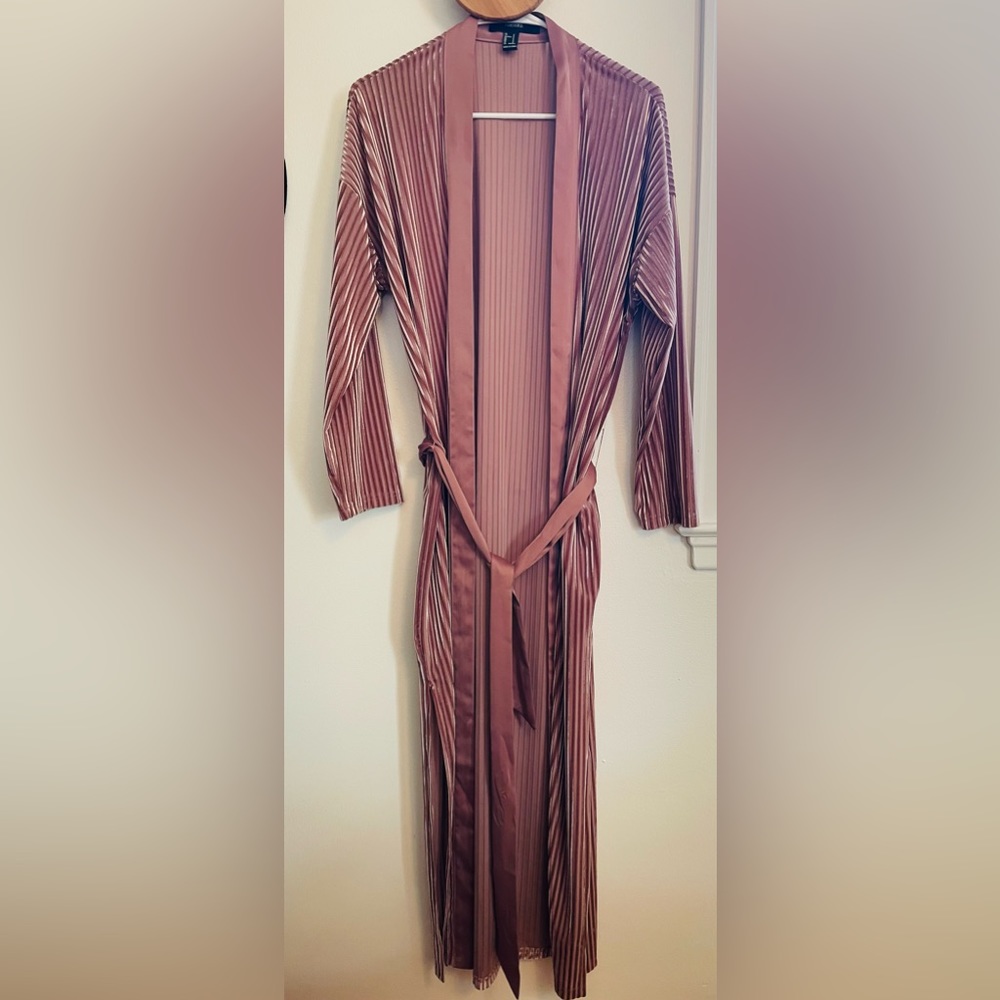Forever 21 Velvet Robe